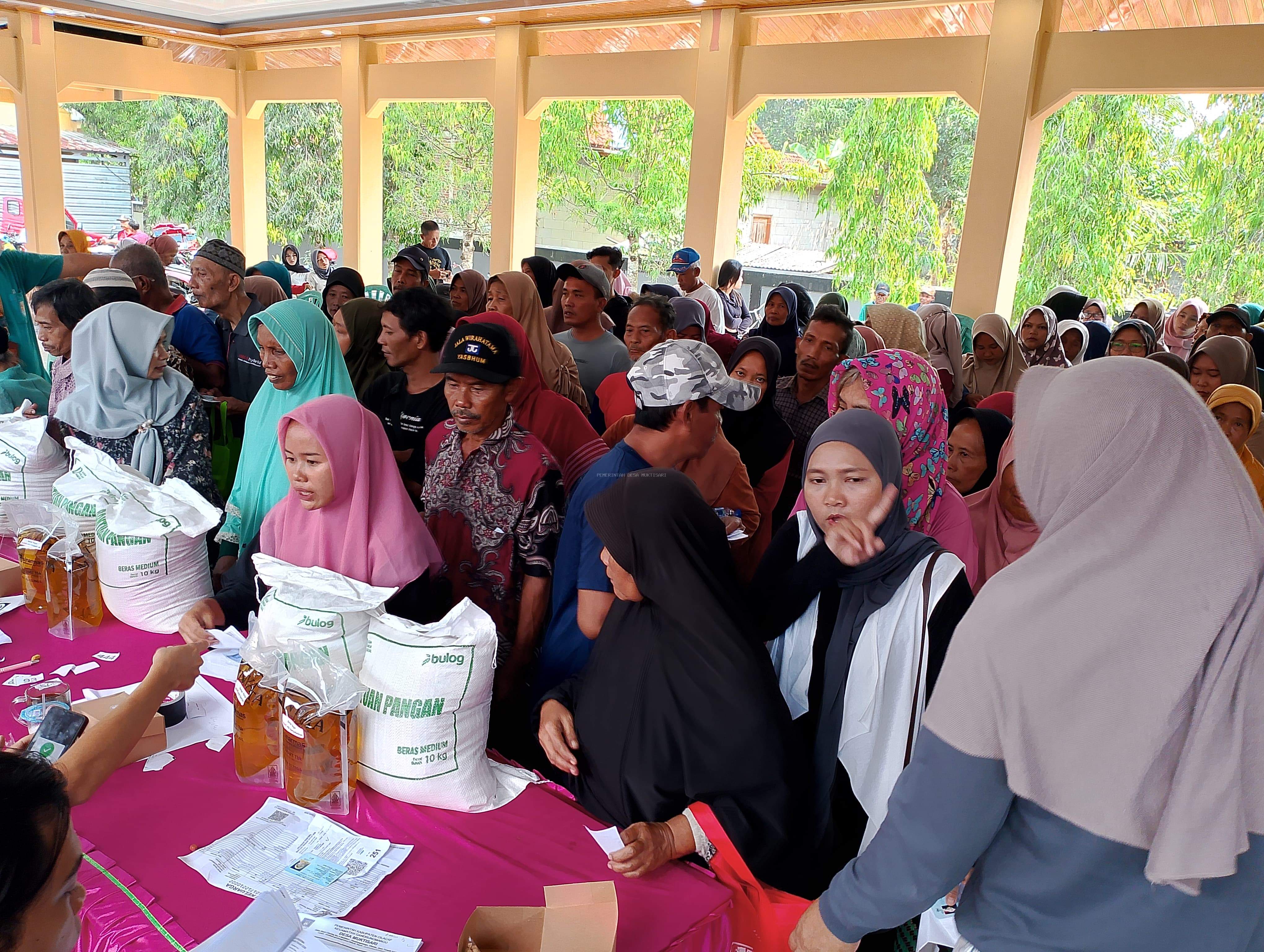 PEMBAGIAN BERAS CPP BULAN JUNI DESA MUKTISARI TAHUN 2026