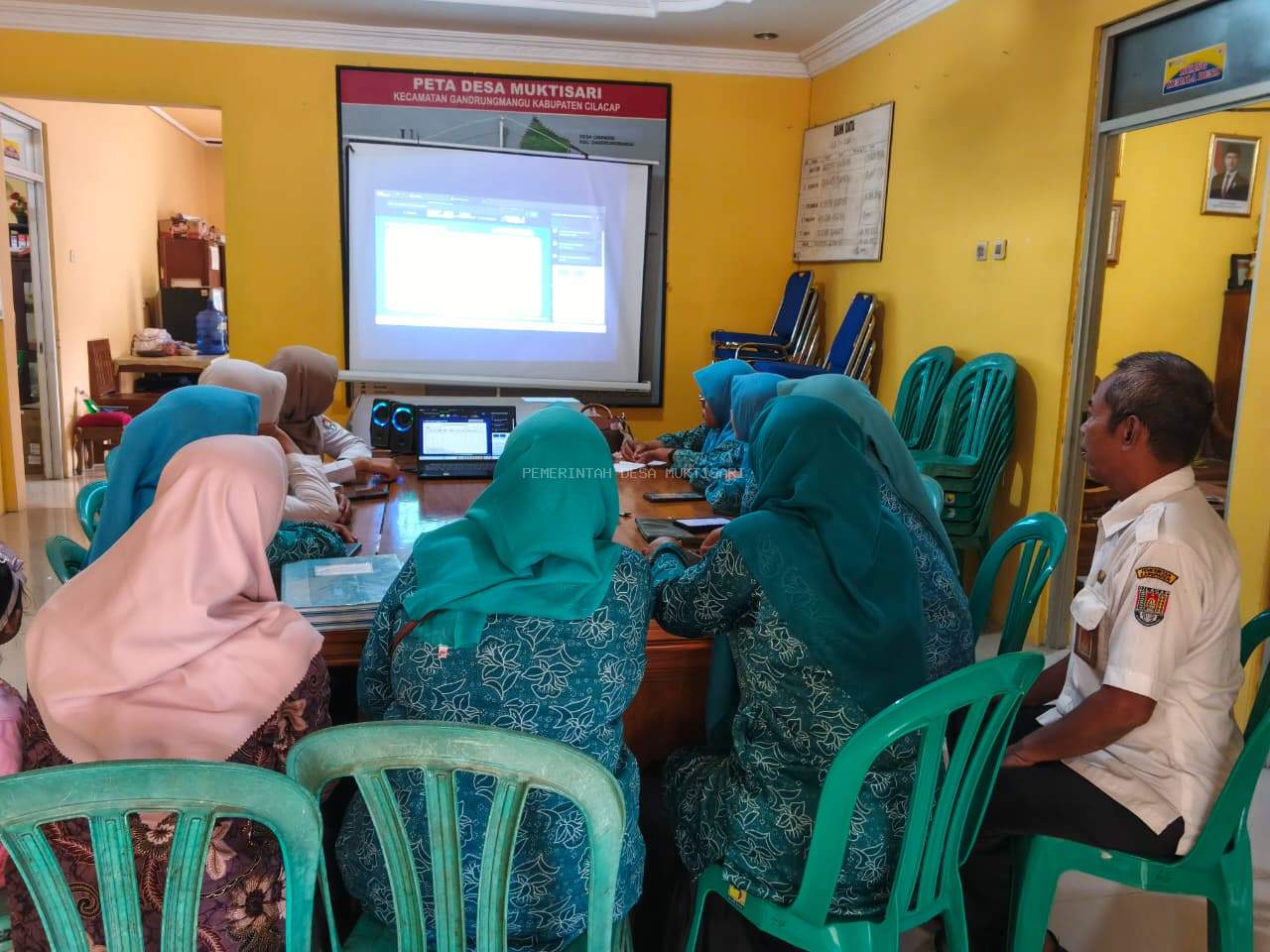 ZOOM 10 PROGRAM PKK