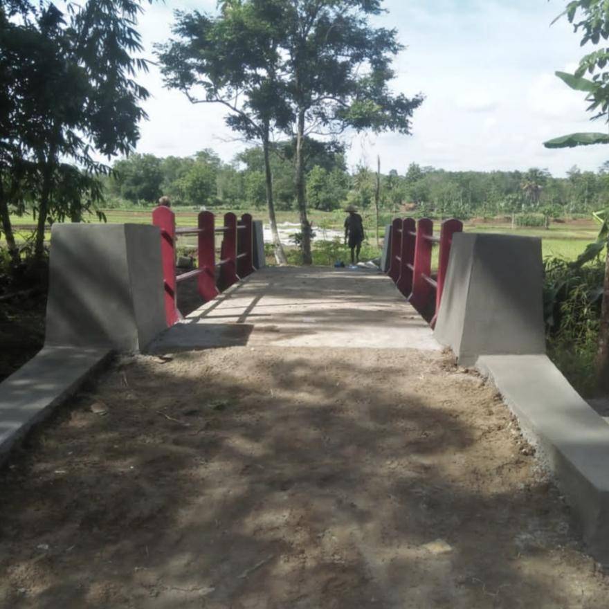 PEMBANGUNAN JEMBATAN JALAN DARTO 